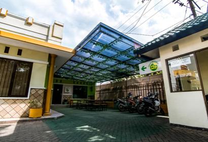pondok-backpacker